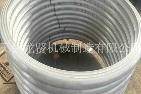 相比圓管，半管的優(yōu)勢
